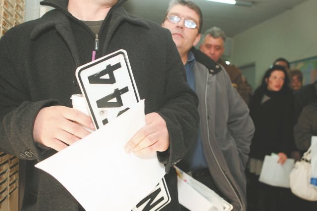 Σε ακινησία τέθηκαν 1.143.034 οχήματα την περίοδο 2009-2013 - Media