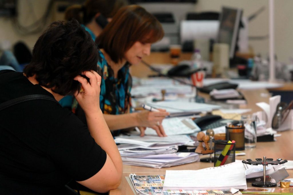 Εισπρακτικές και τράπεζες ενοχλούν οφειλέτες παρά την ένταξη στο νόμο Κατσέλη - Media