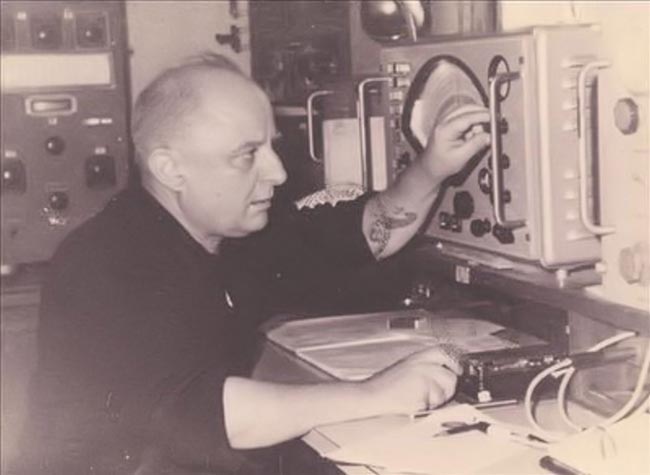 39 χρόνια από το θάνατο του Νίκου Καββαδία - Media