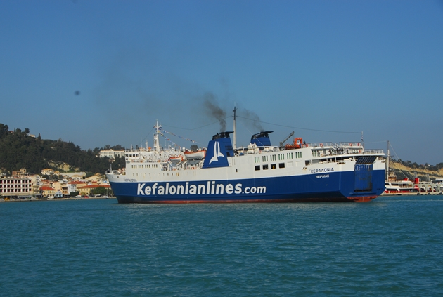 Εκκενώθηκε το πλοίο «Κεφαλονιά» μετά από τηλεφώνημα για βόμβα - Media