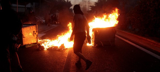 Πεδίο μάχης όλη η χώρα - Media