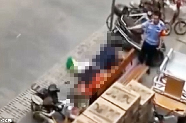 Ζευγάρι έκανε σεξ σε δρόμο της Κίνας (Video) - Media