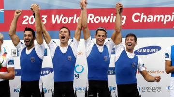 Χρυσό μετάλλιο και Παγκόσμιο ρεκόρ για τα «ελληνικά κουπιά»  - Media