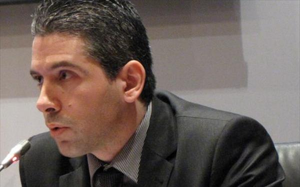 Την απομάκρυνση του συμβούλου του υπουργείου Εσωτερικών για θέματα ιθαγένειας, ζητά ο ΣΥΡΙΖΑ - Media