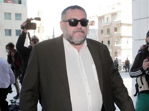 Ο «λύκος» Δημήτρης Κουκούτσης περιμένει να… δαγκώσει! - Media