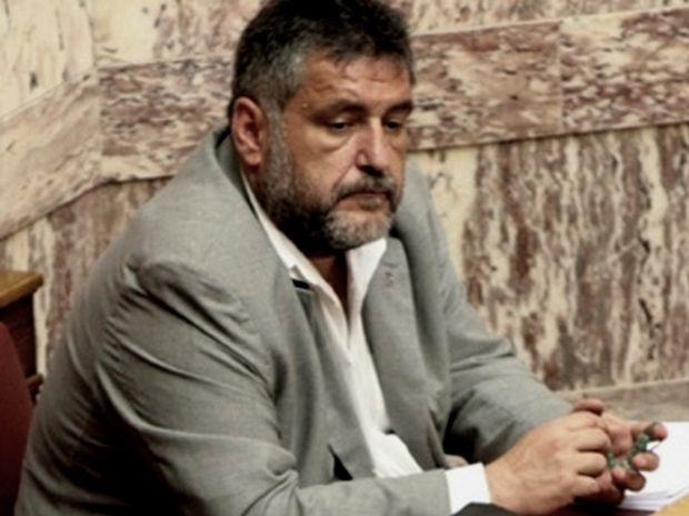 Ελεύθερος με περιοριστικούς όρους ο βουλευτής της ΧΑ Δ. Κουκούτσης  - Media