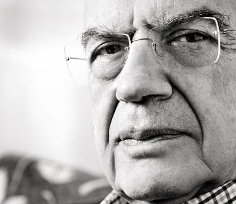 Από τις σελίδες του προφητικού «Θησαυρού» βρήκε η ΕΛΑΣ τον δολοφόνο του Κουμανταρέα - Media