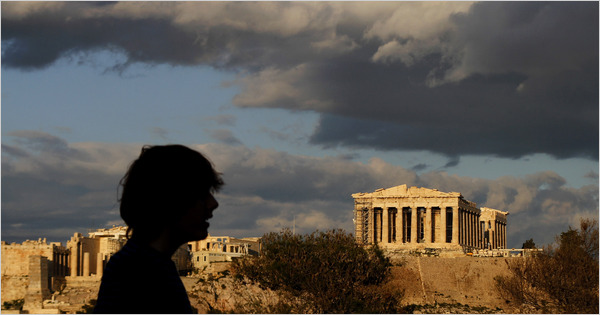 Associated Press: «Η οικονομική ύφεση μπορεί να διήρκησε έξι χρόνια, αλλά η κοινωνική κρίση θα κρατήσει περισσότερο» - Media