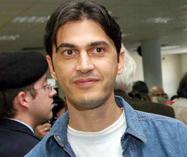 Στην Αντιτρομοκρατική ο Βασίλης Ξηρός - Media