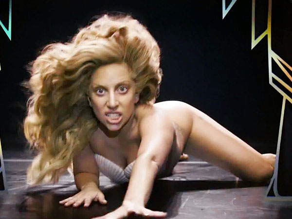 Μην (ξε)μείνουμε με την Gaga - Media