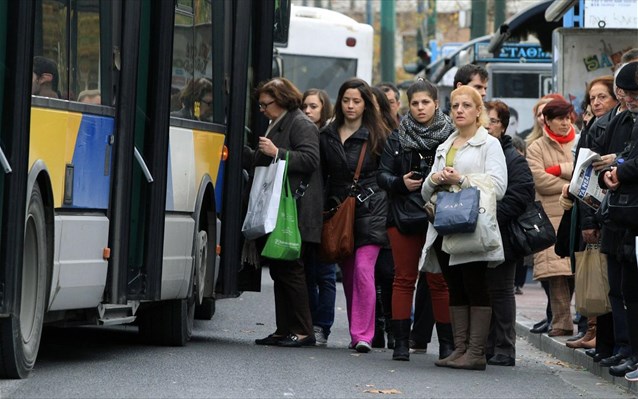 Από σήμερα είσοδος στα λεωφορεία μόνο από την μπροστινή πόρτα - Media