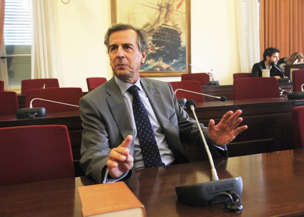 Τι απαντά η οικογένεια Λιάπη για τη βίλα στην Ευρυτανία - Media