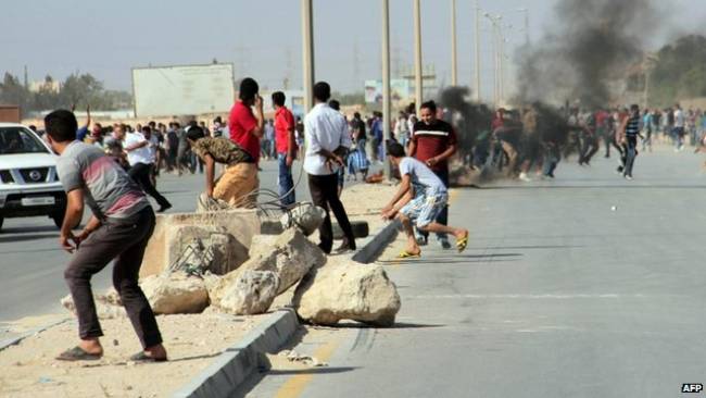 Λιβύη: Εκρήξεις και συγκρούσεις στο αεροδρόμιο της Τρίπολης
 - Media