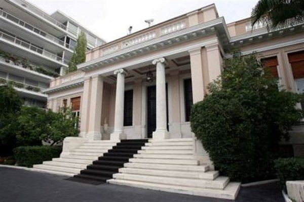 Μαξίμου: Πρώτα συμφωνία με τρόικα και μετά η συζήτηση για το χρέος - Media