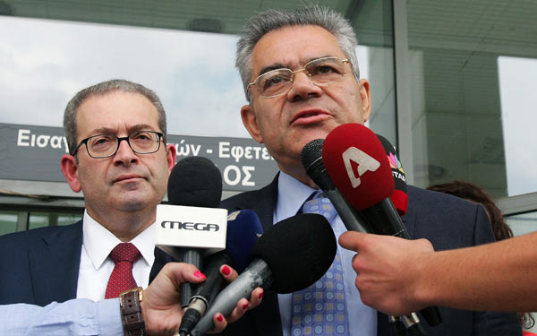 Αναβλήθηκε η δίκη Μαντέλη για τα \"μαύρα ταμεία\" της Siemens - Media