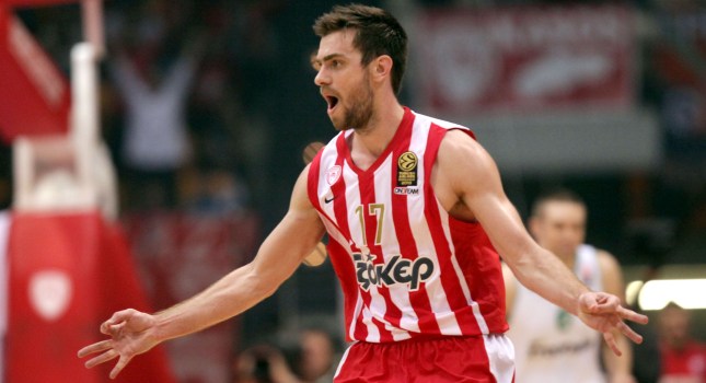 Ο Βαγγέλης Μάντζαρης σε γνωστό τηλεπαιχνίδι  - Media