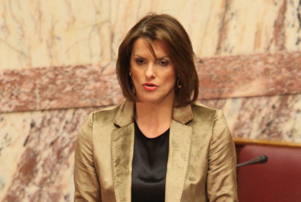 Στη Βουλή τα «επικίνδυνα» φίλτρα αιμοκάθαρσης
 - Media