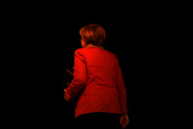 Οι δαίμονες δεν έχουν πεθάνει. Απλώς κοιμούνται… - Media