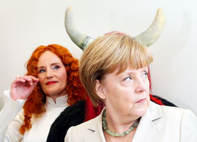 Η Μέρκελ «έβγαλε» κέρατα - Media