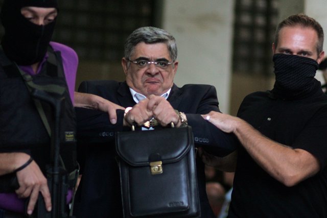Δεν θα παραβρεθούν στη Βουλή οι προφυλακισμένοι χρυσαυγίτες βουλευτές - Media