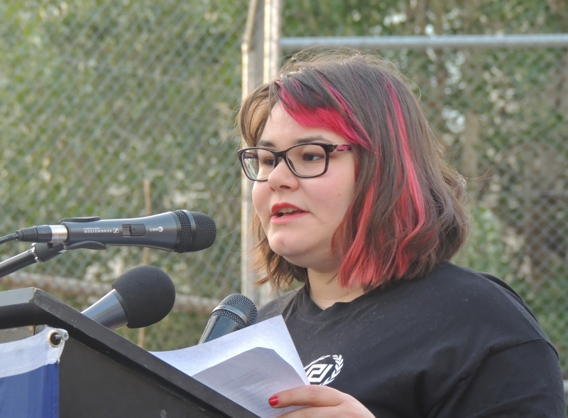 Εκπαιδεύεται στα όπλα και η Ουρανία Μιχαλολιάκου (Video + Photos) - Media