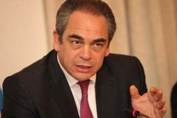 Μίχαλος: Oι μισθοί στην Ελλάδα είναι εξευτελιστικοί - Media