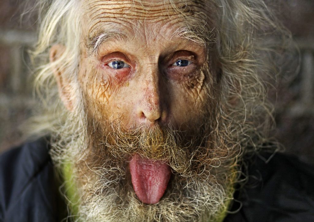 Αυτός είναι ο γηραιότερος άνθρωπος στον κόσμο- Δεν φαντάζεστε την ηλικία του - Media