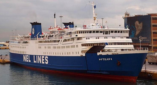 Ταλαιπωρία για τους 275 επιβάτες του «Μυτιλήνη», λόγω μηχανικής βλάβης - Media
