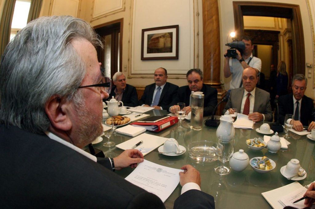 Δεν υπέγραψε ο ΣΕΒ την Εθνική Συλλογική Σύμβαση Εργασίας - Media