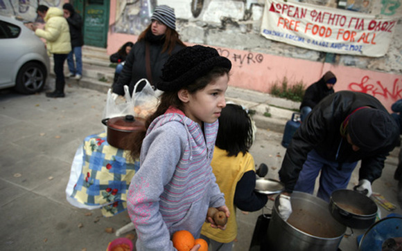 Βορά στους γύπες τα παιδιά της Ελλάδας - Media