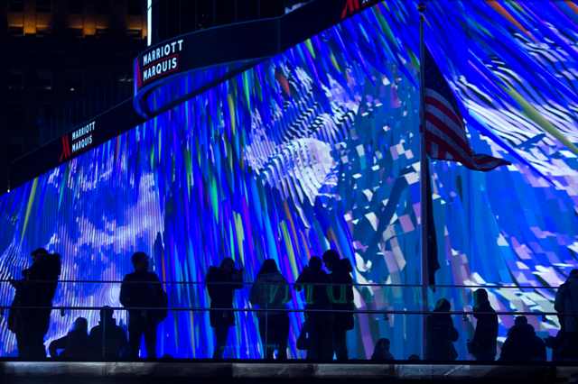 Στην Times Square η μεγαλύτερη ψηφιακή οθόνη στον κόσμο (Photos)  - Media