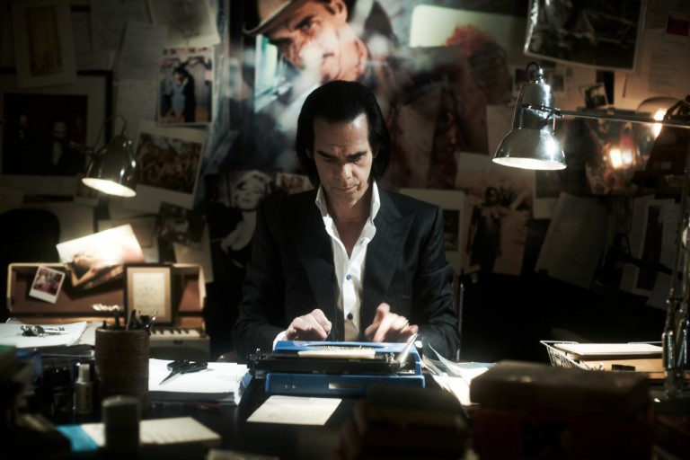 20.000 Days on Earth: H ταινία που «κυνηγά» τον μύθο του Nick Cave  - Media