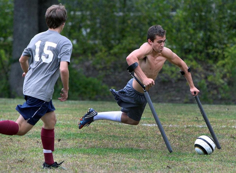 «Έχω ένα πόδι , αλλά γεμάτη ζωή»: Το συγκλονιστικό βίντεο με τον ανάπηρο ποδοσφαιριστή - Media