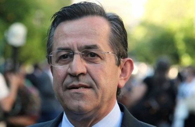 Στη δεξιά «Ελιά» ο Ν. Νικολόπουλος - Media