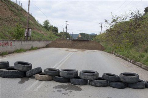 Οδοφράγματα στην Ιερισσό-Εκδηλώσεις συμπαράστασης στους κατοίκους - Media