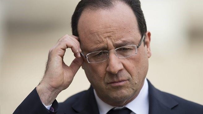 Η... γυμνή αλήθεια του Ολάντ (ΦΩΤΟ) - Media