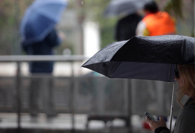 Φθινοπωρινός καιρός με βροχές - Media