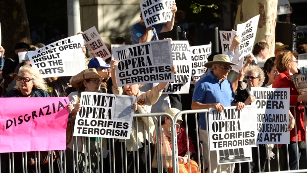 Νέα Υόρκη: Έντονες αντιδράσεις στην Metropolitan Opera πυροδότησε όπερα για το θάνατο του Klinghoffer - Media