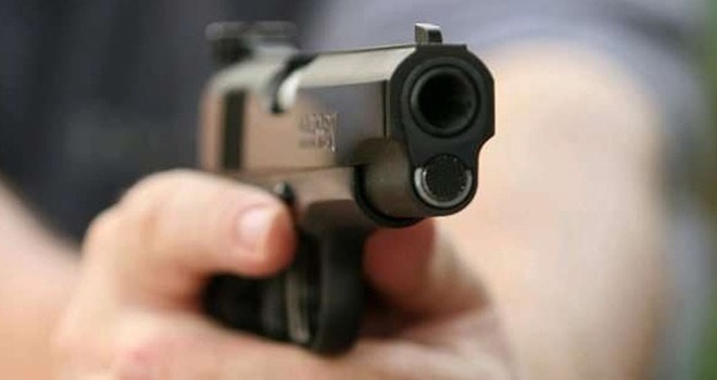 Πρώην αστυνομικός έβγαλε όπλο στους ελεγκτές γιατί τον βρήκαν χωρίς εισιτήριο - Media