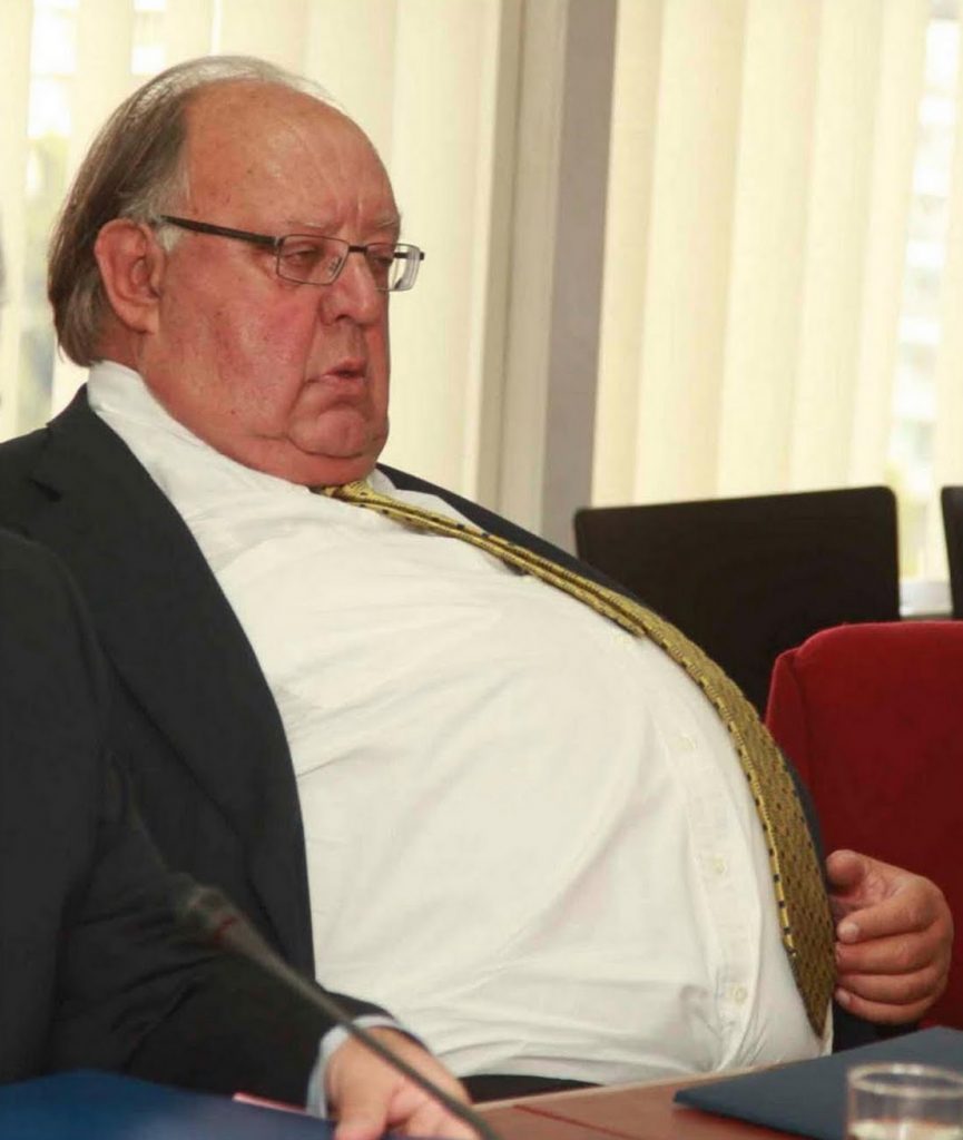 Προσαγωγή πολίτη επειδή είπε γαϊδούρι τον Πάγκαλο - Media