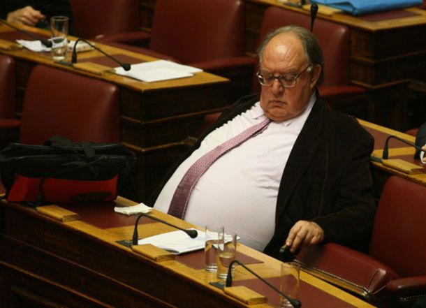 Πάγκαλος: Ο Βαρουφάκης είναι άθλιο υποκείμενο - Media