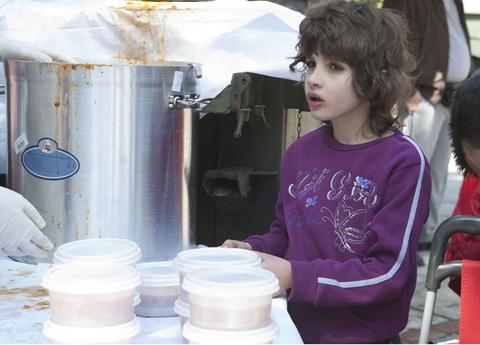 Κοριτσάκι σε οικοτροφείο στην Καλλιθέα: Μαμά, υπόσχομαι πως δεν θα πεινάσω ξανά! - Media