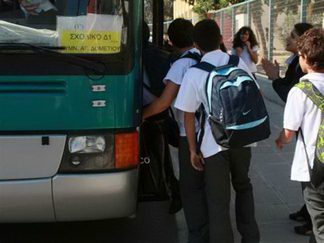 Χειρόφρενο στα σχολικά λεωφορεία σε 6 νομούς - Media