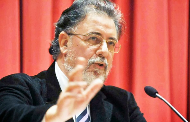 Πανούσης σε Κουβέλη: «Ο ηγέτης όταν λέει \"παραιτούμαι\" φεύγει» - Media