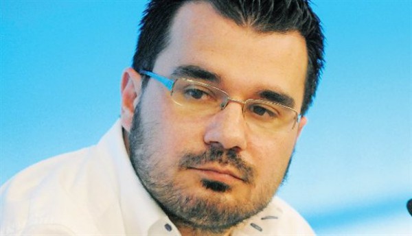 Παπαμιμίκος: «Τζάμπα μάγκας ο Τζιτζικώστας» - Media