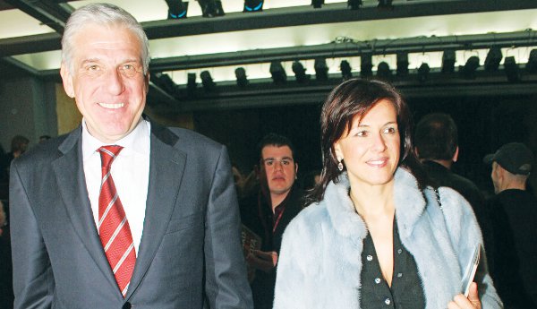 Ελεύθερος με εγγύηση ο Παπαντωνίου - Media