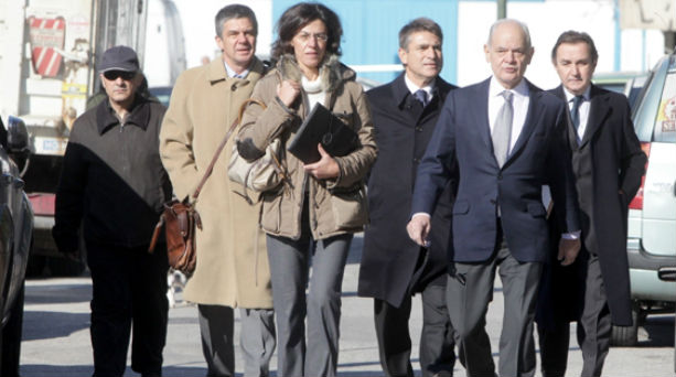 Tην Τρίτη καταθέτουν στην Προανακριτική οι συγγενείς Παπακωνσταντίνου - Media