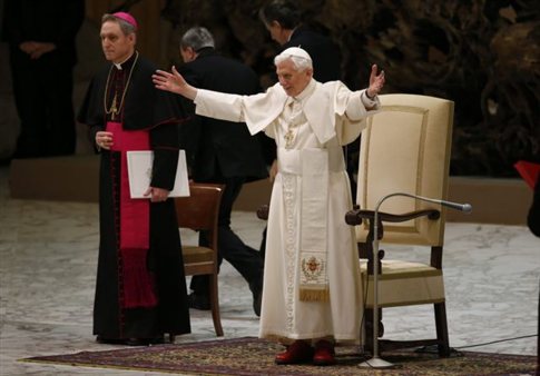 Πάπας: Παραιτούμαι για το καλό της εκκλησίας - Media