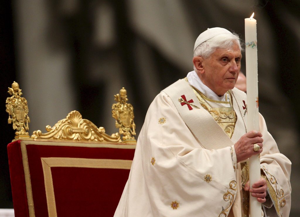 Επίτιμος Πάπας θα ανακηρυχθεί ο Βενέδικτος - Media
