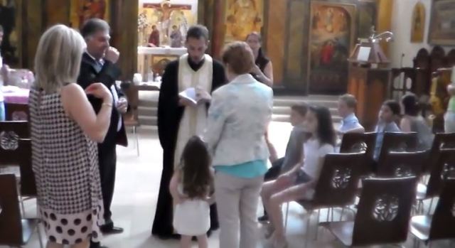 «Προσωπικό μου θέμα» η διακοπή της βάπτισης της μικρής Λυδίας, λέει ο Ιερέας
 
  - Media